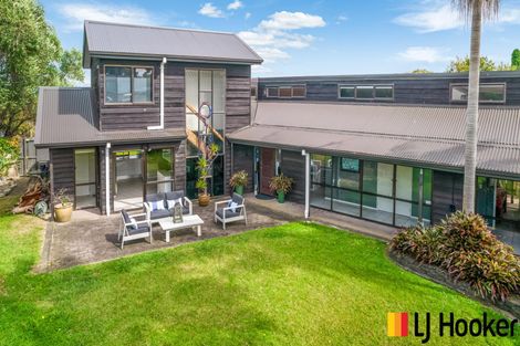 Photo of property in 180 Carnoustie Drive, Wattle Downs, Auckland, 2103