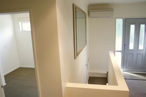 Photo of property in 15 Onslow Road, Khandallah, Wellington, 6035