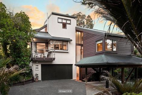 Photo of property in 7a View Road, Campbells Bay, Auckland, 0630