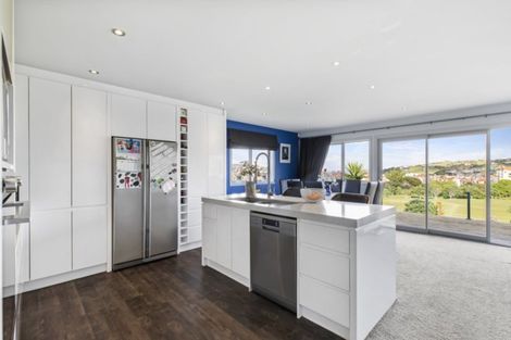 Photo of property in 288 Alec Craig Way, Gulf Harbour, Whangaparaoa, 0930