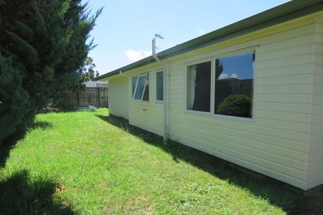 Photo of property in 8a Sandspit Road, Waiuku, 2123