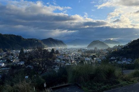 Photo of property in 14 Kakapo Rise, Picton, 7220