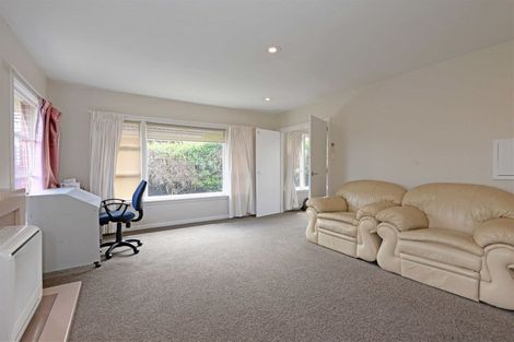 Photo of property in 11 Colwyn Street, Bryndwr, Christchurch, 8053