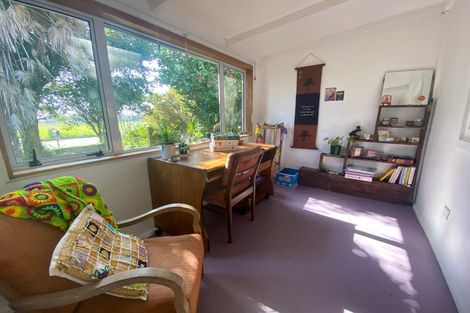 Photo of property in 678 Abel Tasman Drive, Clifton, Takaka, 7183