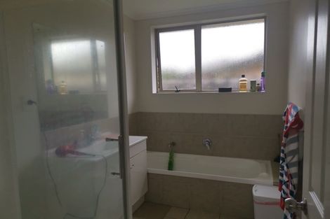 Photo of property in 14 Nykki Place, Papakura, 2110