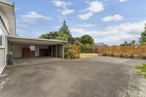 Photo of property in 48 Toi Street, Otaki Beach, Otaki, 5512