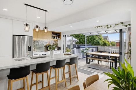 Photo of property in 59 Campbell Road, Mount Maunganui, 3116