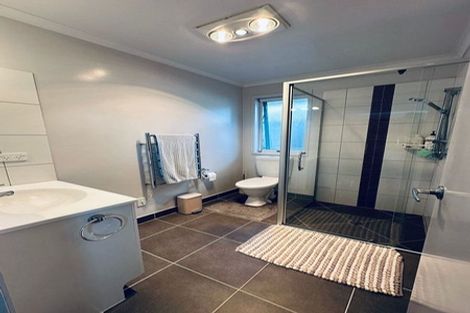 Photo of property in 220 Harbourside Drive, Karaka, Papakura, 2113