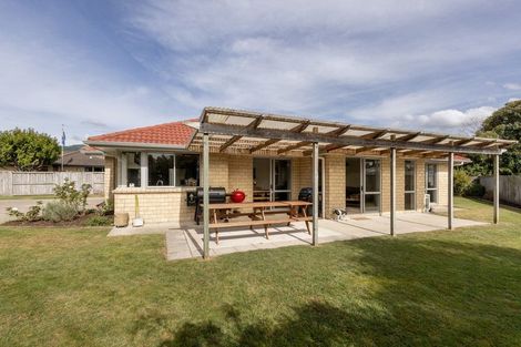 Photo of property in 14 Kinder Place, Ngongotaha, Rotorua, 3010