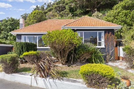 Photo of property in 137 Muritai Road, Eastbourne, Lower Hutt, 5013