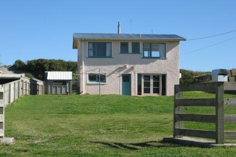 Photo of property in 10 Hunia Terrace, Himatangi Beach, Foxton, 4891