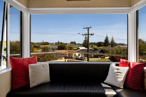 Photo of property in 50 Leslie Street, Waitara, 4320