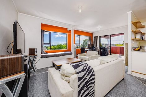 Photo of property in 57 Highland Park Drive, Highland Park, Auckland, 2010