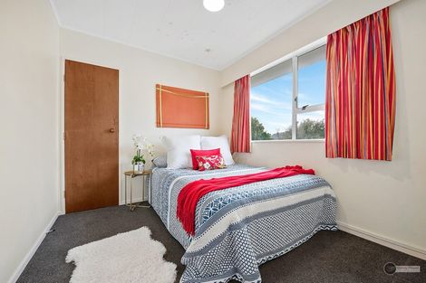 Photo of property in 15a Naenae Road, Naenae, Lower Hutt, 5011