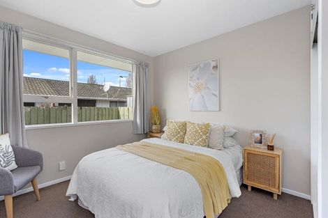 Photo of property in 1/124 Lake Terrace Road, Burwood, Christchurch, 8061