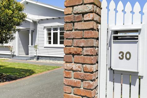 Photo of property in 30 Beaumont Avenue, Alicetown, Lower Hutt, 5010