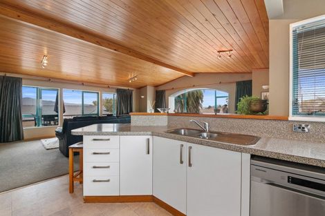 Photo of property in 11 Thelma Place, Lynmore, Rotorua, 3010