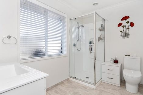 Photo of property in 17 Blanche Road, Papamoa Beach, Papamoa, 3118