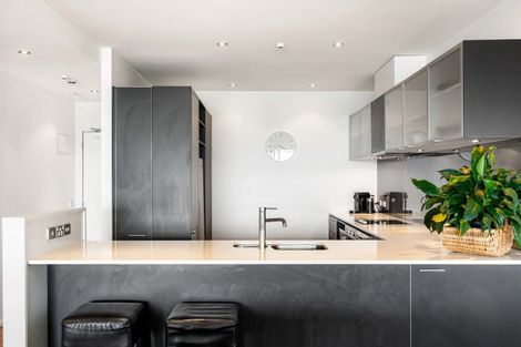 Photo of property in 208/7 Humber Street, Pandora, Napier, 4110