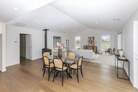 Photo of property in 139 Silver Peaks Drive, West Melton, 7618