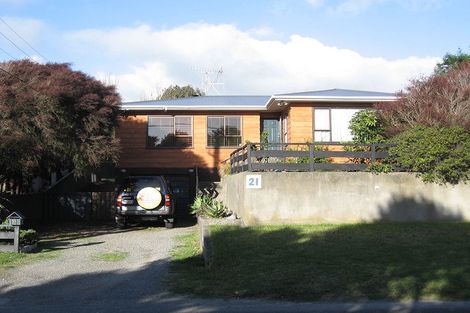 Photo of property in 21 Dale Road, Raumati South, Paraparaumu, 5032