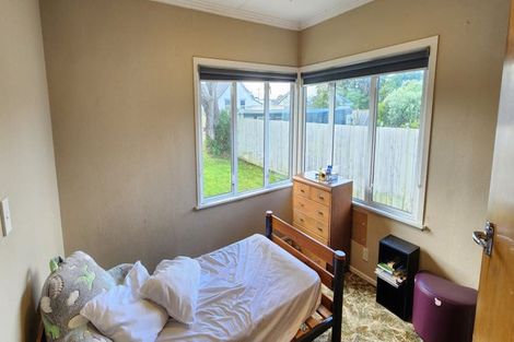 Photo of property in 43 Fox Street, Opunake, 4616