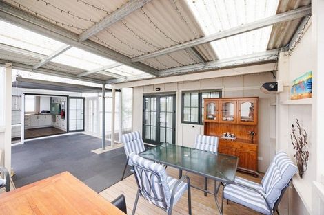 Photo of property in 121/123 High Street, Bulls, 4818