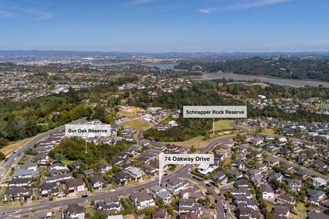 Photo of property in 74 Oakway Drive, Schnapper Rock, Auckland, 0632