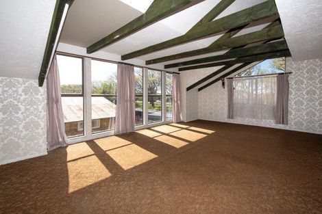 Photo of property in 376 Linwood Avenue, Bromley, Christchurch, 8062