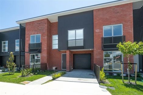 Photo of property in 40 Vincent Mcgrath Crescent, Swanson, Auckland, 0614