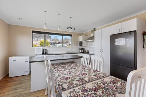 Photo of property in 16 La Salle Drive, Westown, New Plymouth, 4310