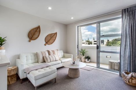 Photo of property in 25/3 Riverside Road, Orewa, 0931