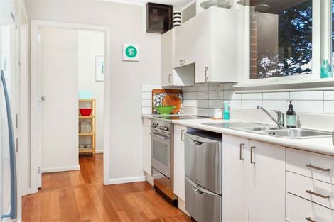 Photo of property in 48 Woodbury Street, Russley, Christchurch, 8042