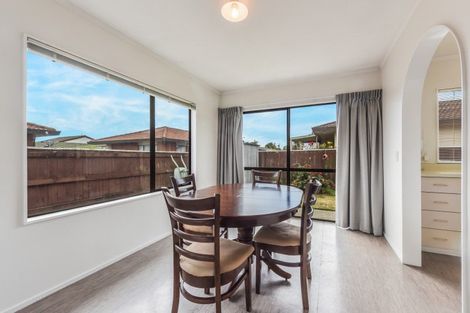 Photo of property in 1/12 Stead Crescent, Stoke, Nelson, 7011