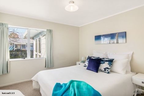 Photo of property in 27b Sutton Crescent, Papakura, 2110