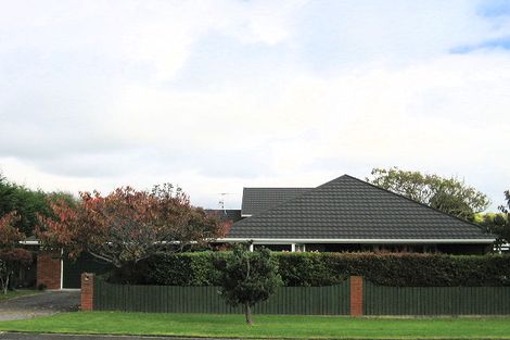 Photo of property in 222 Te Moana Road, Waikanae, 5036