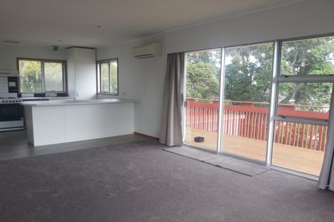Photo of property in 1/2a Hart Road, Hauraki, Auckland, 0622