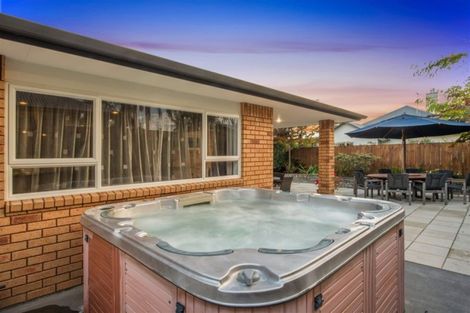 Photo of property in 18 Wiltshire Drive, Huntington, Hamilton, 3210