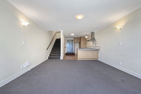 Photo of property in 13d Lawrence Street, Newtown, Wellington, 6021