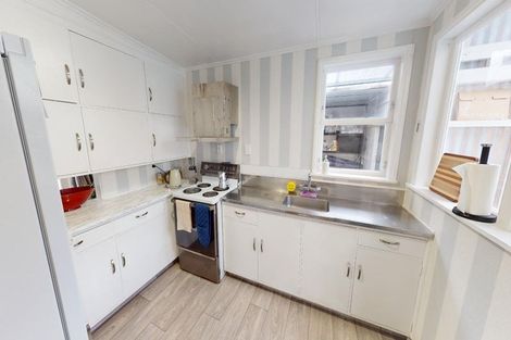 Photo of property in 10 Alexander Street, Awapuni, Palmerston North, 4412