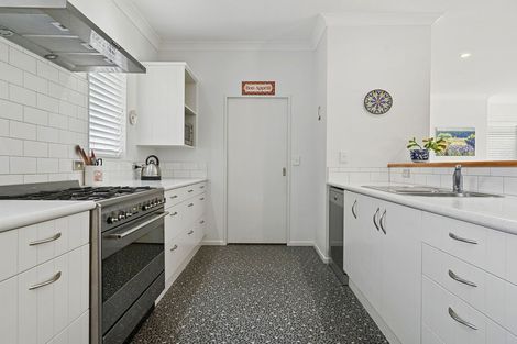 Photo of property in 6 Sterling Way, Stoke, Nelson, 7011