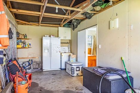 Photo of property in 37 Banks Street, Tolaga Bay, 4077