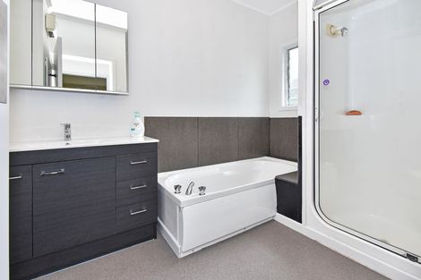 Photo of property in 1/91 Beach Road, Pahurehure, Papakura, 2113