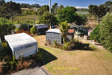 Photo of property in 1 Sandy Beach Road, Tinopai, 0593