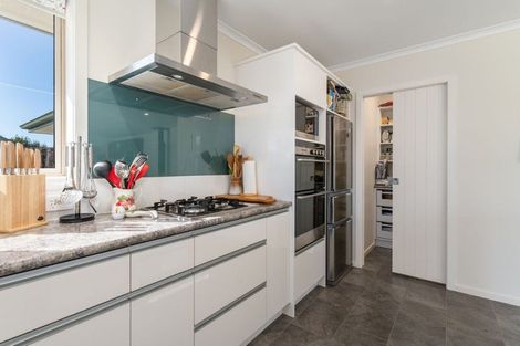 Photo of property in 24 Mill Grove, Clareville, Carterton, 5713