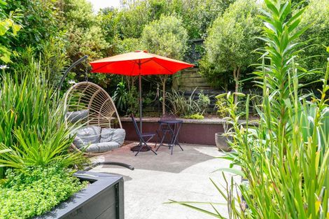 Photo of property in 220 Karori Road, Karori, Wellington, 6012