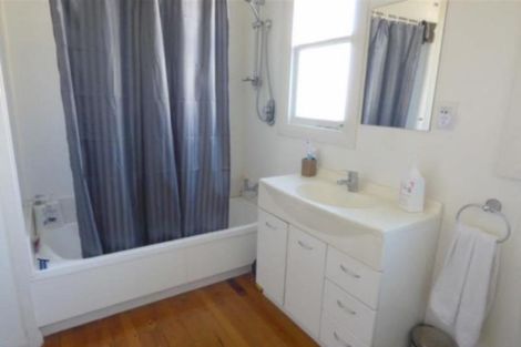 Photo of property in 9 Tarahua Road, Vogeltown, New Plymouth, 4310