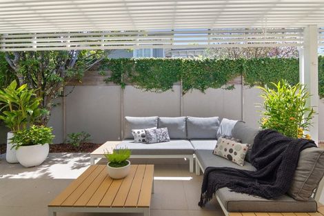 Photo of property in 33 Oak Manor Drive, Albany, Auckland, 0632