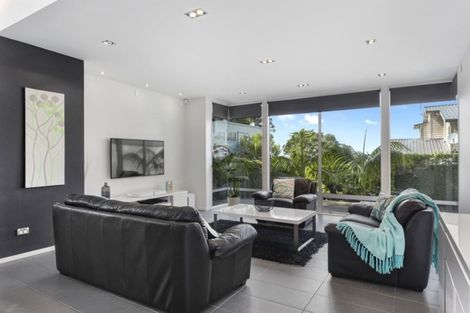 Photo of property in 6a Rewi Street, Torbay, Auckland, 0630