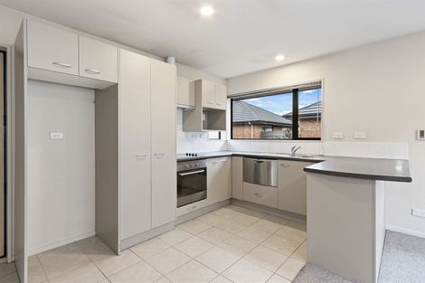Photo of property in 5/42 Sawyers Arms Road, Northcote, Christchurch, 8052